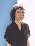 EMILY LOIZEAU